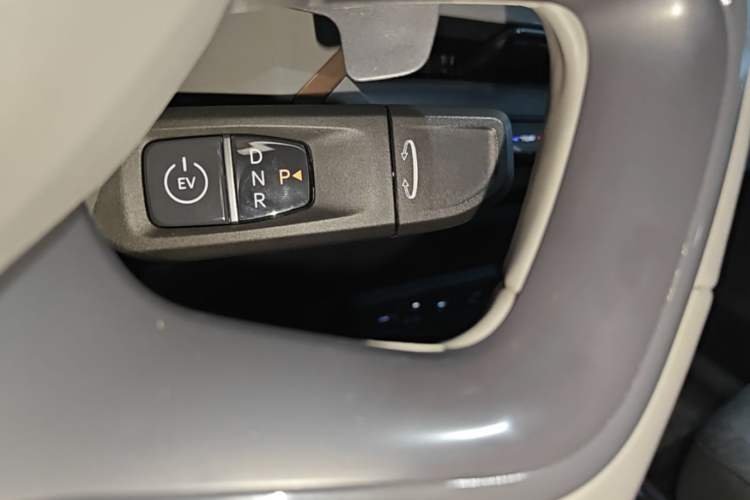 Used Kia EV5 2024 530 Land Gear Lever