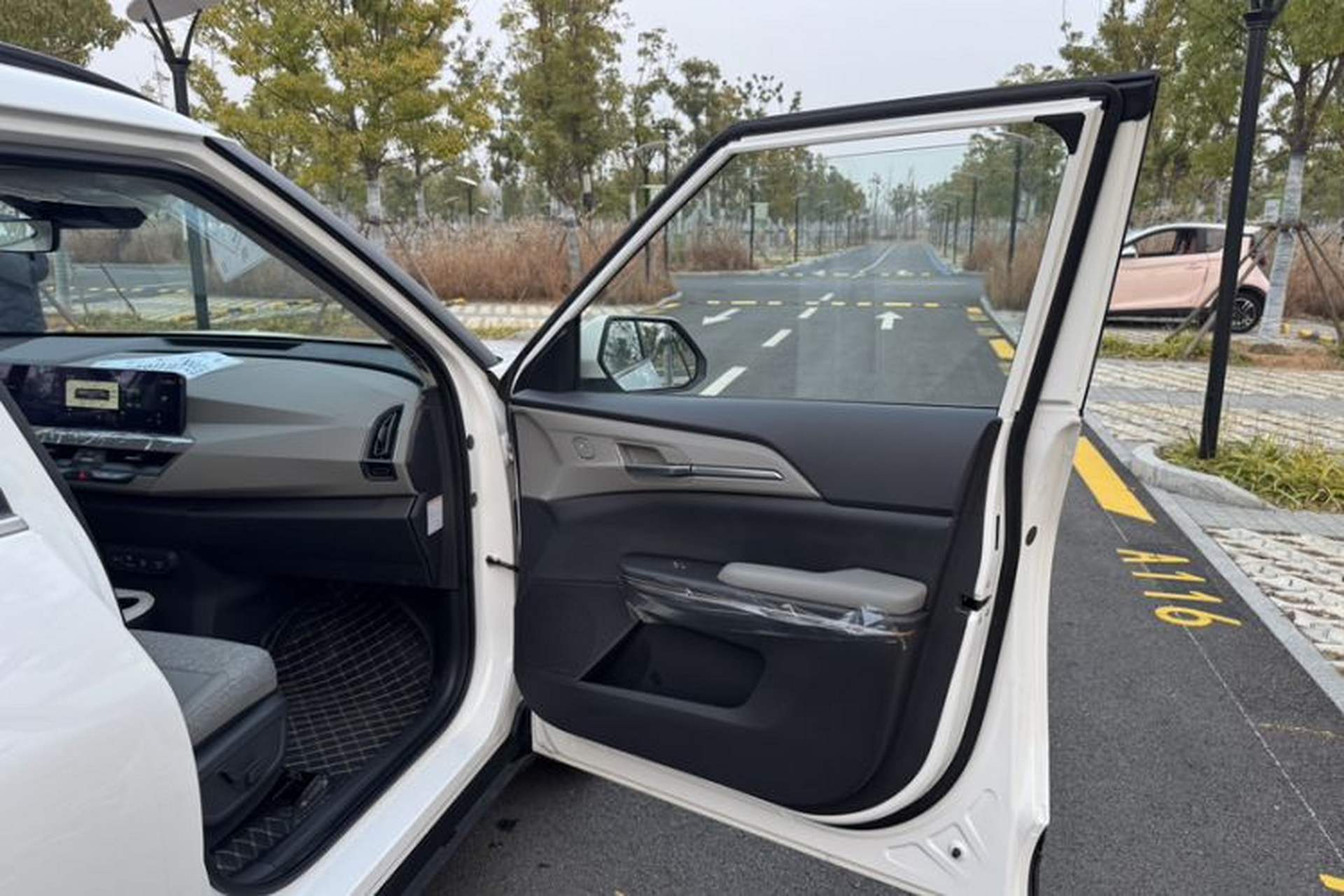 Used Kia EV5 2024 530 Land Interior 10