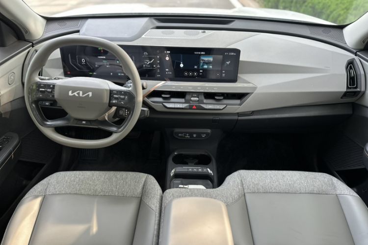 Used Kia EV5 2024 530 Air Interior 2