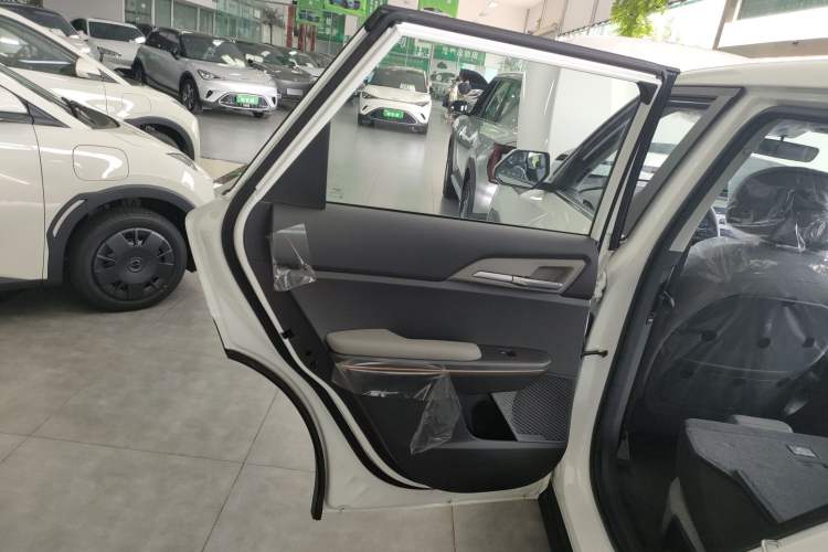 Used Kia EV5 2024 530 Air Left Rear Door Interior