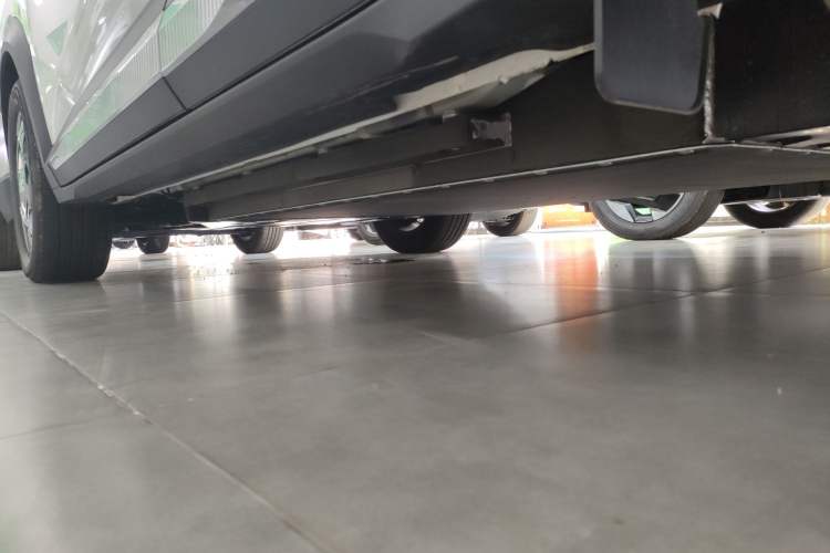Used Kia EV5 2024 530 Air Left Side Sill