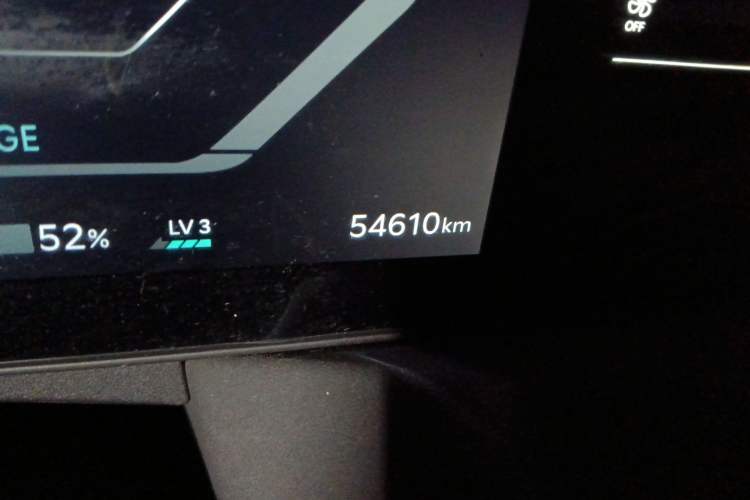 Used Kia EV5 2024 530 Light Odometer Close Up