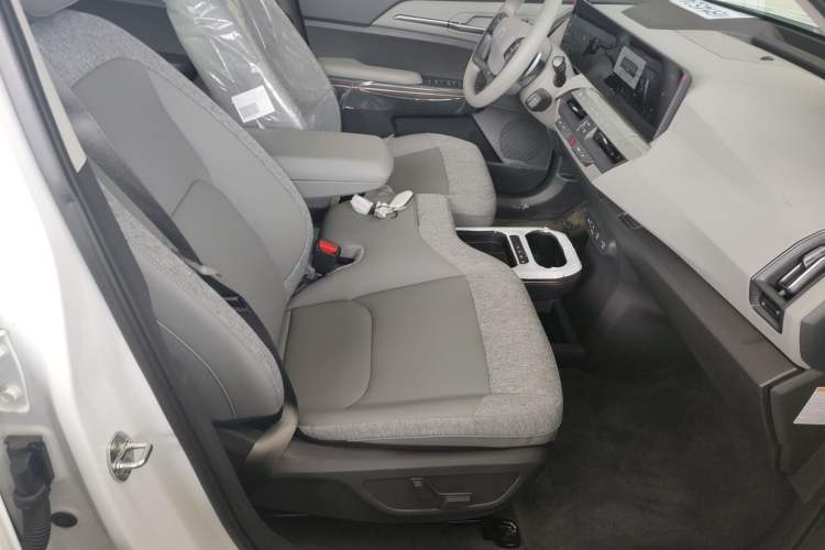 Used Kia EV5 2024 530 Air Right Front Seat