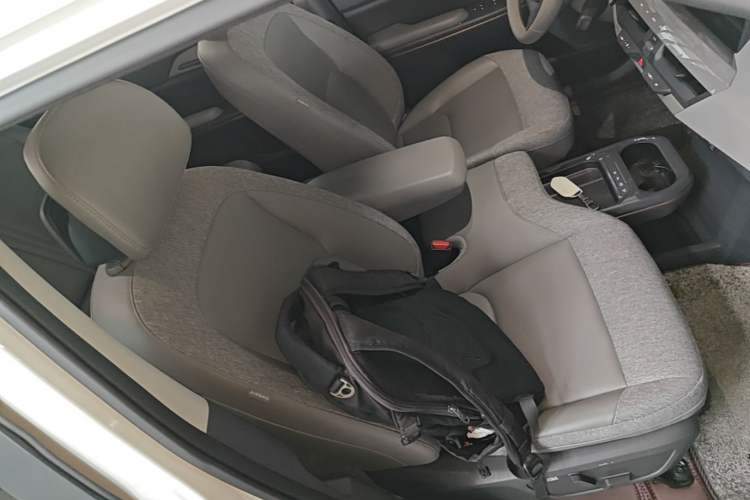 Used Kia EV5 2024 530 Land Right Front Seat
