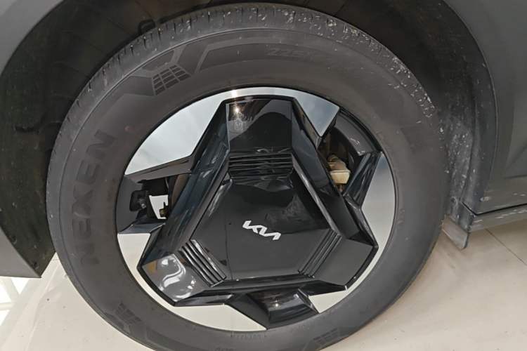 Used Kia EV5 2024 530 Land Right Rear Wheel Hub