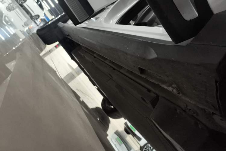 Used Kia EV5 2024 530 Air Right Side Sill