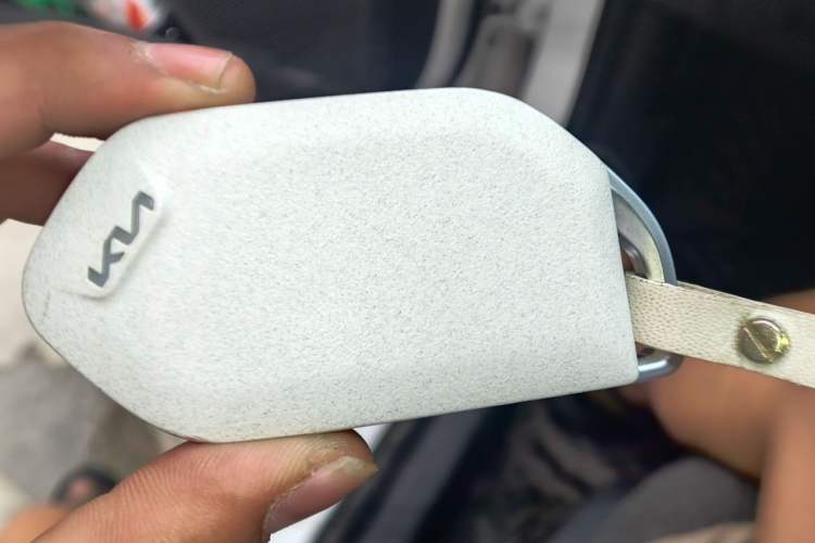 Used Kia EV5 2024 530 Light Vehicle Key