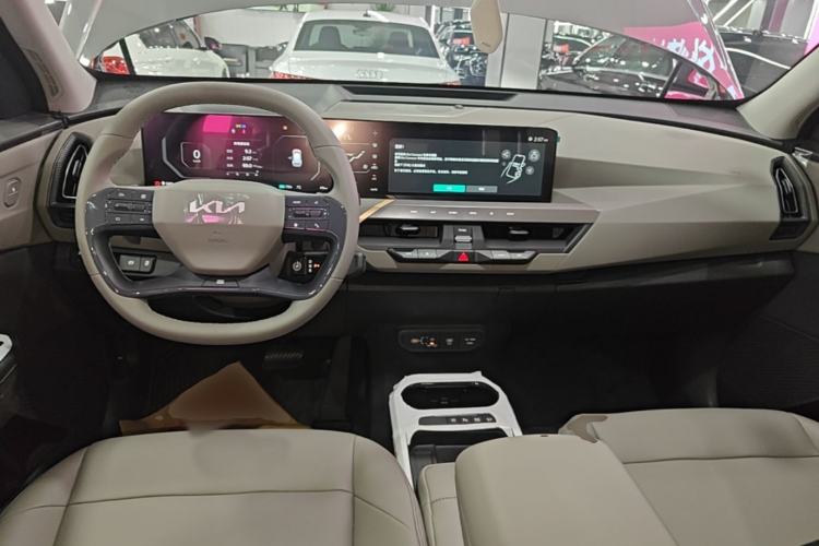 Used Kia EV5 2025 530 Air Center Console