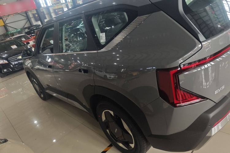 Used Kia EV5 2025 530 Air Exterior 3