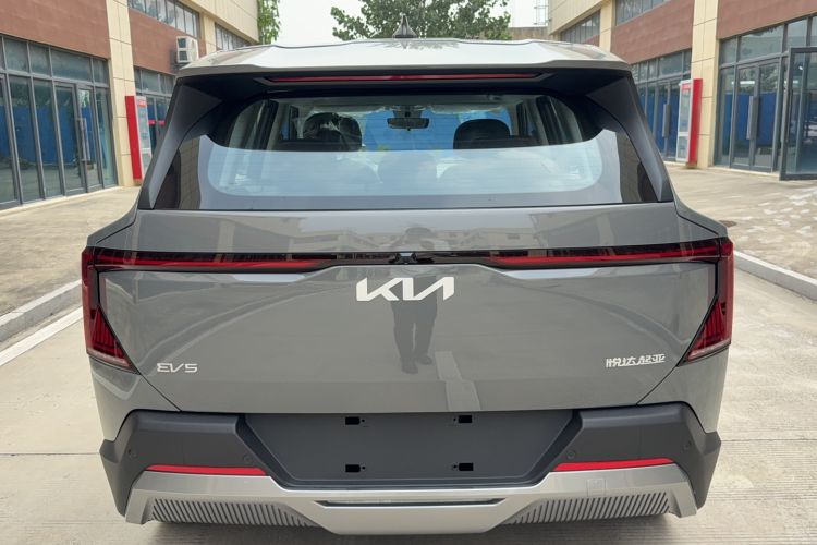 Used Kia EV5 2025 530 Air Exterior 4