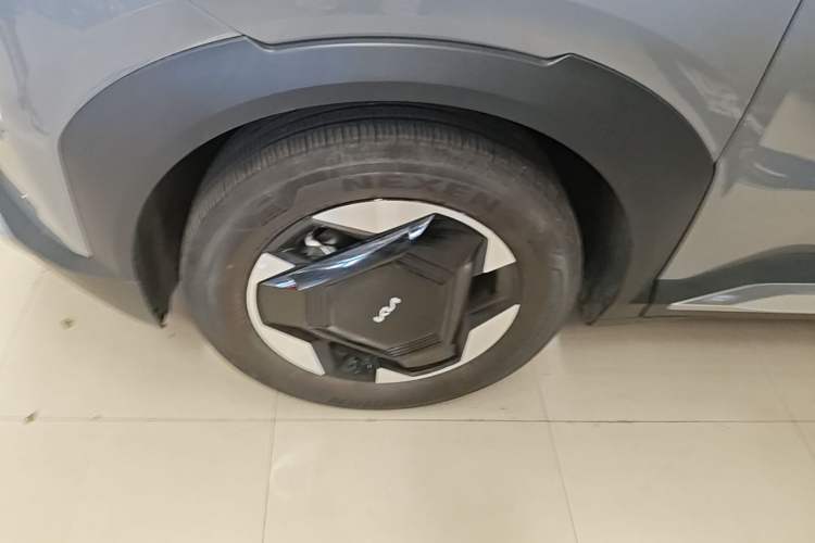 Used Kia EV5 2025 530 Light — 15