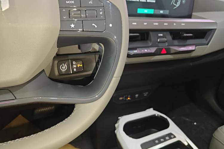 Used Kia EV5 2025 530 Air Gear Lever