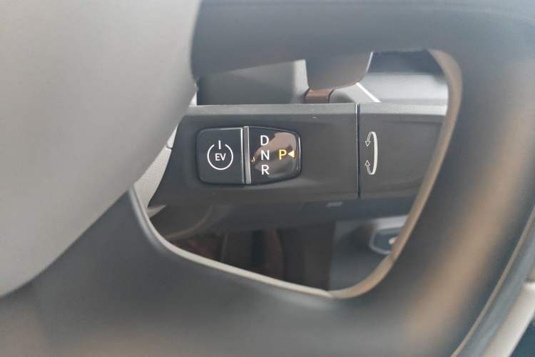Used Kia EV5 2025 530 Land Gear Lever