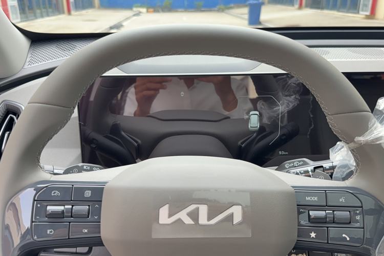 Used Kia EV5 2025 530 Air Instrument Cluster