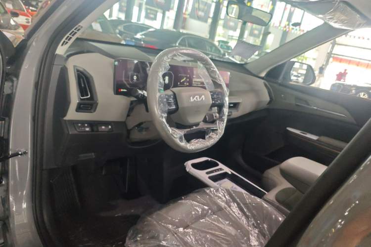 Used Kia EV5 2025 530 Air Interior 3