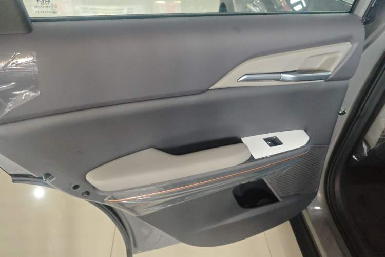 Used Kia EV5 2025 530 Air Interior 8