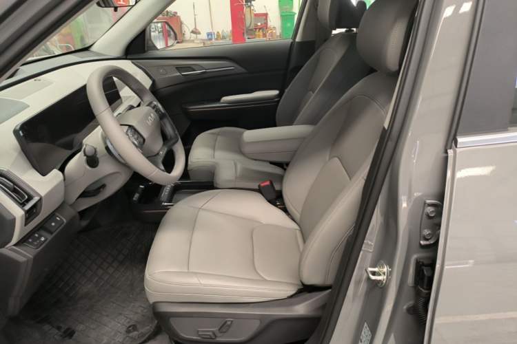 Used Kia EV5 2025 530 Air Left Front Seat