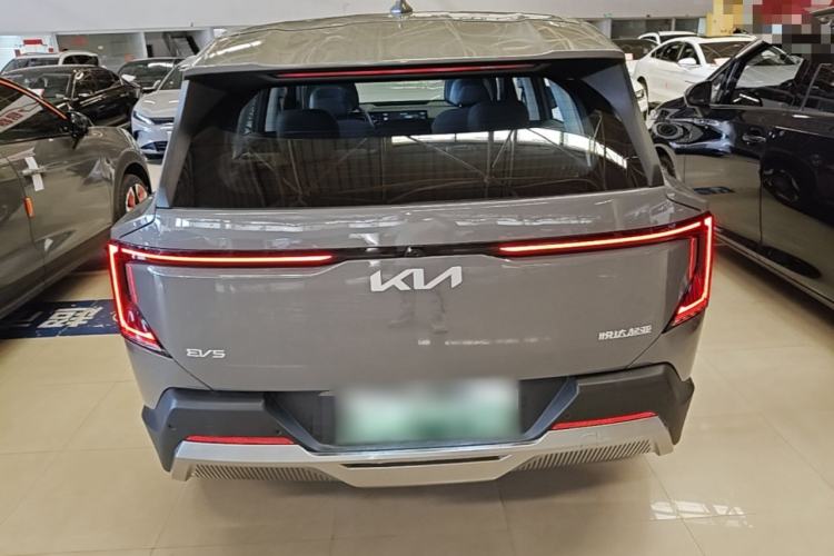 Used Kia EV5 2025 530 Light — 5