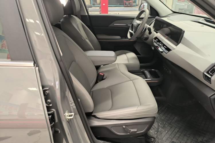 Used Kia EV5 2025 530 Air Right Front Seat
