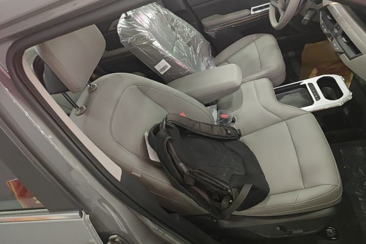Used Kia EV5 2025 530 Air Right Front Seat