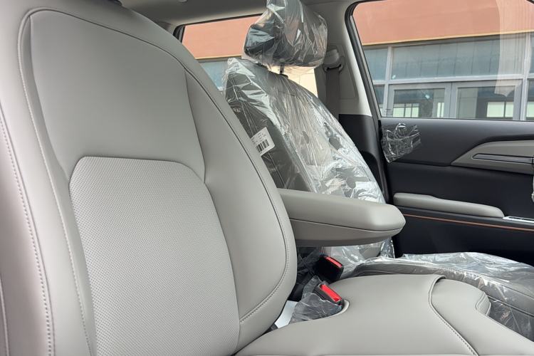 Used Kia EV5 2025 530 Air Right Front Seat