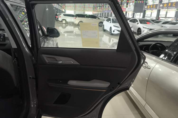 Used Kia EV5 2025 530 Air Right Rear Door Interior