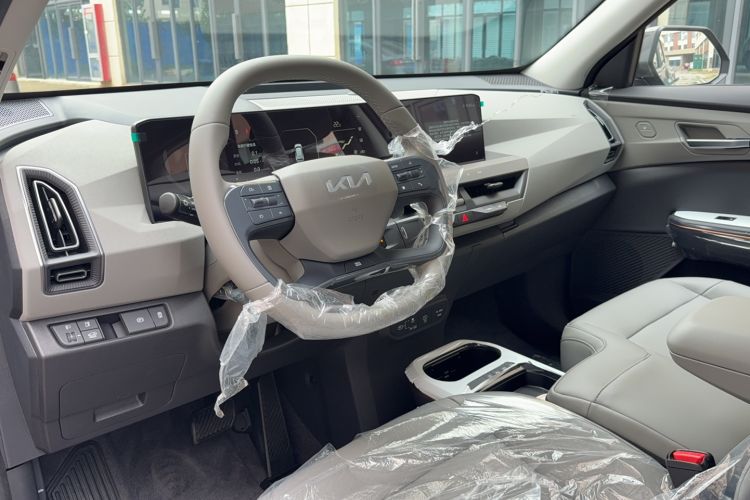 Used Kia EV5 2025 530 Air Interior 2