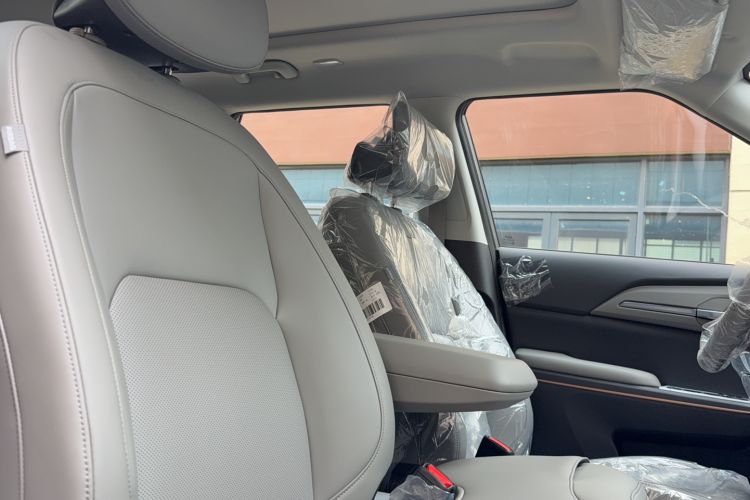 Used Kia EV5 2025 530 Air Right Front Seat