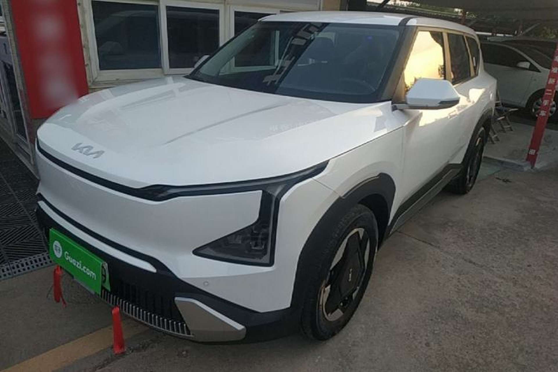 Used Kia EV5 2025 530 Light Front Left 45 Deg