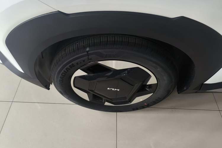 Used Kia EV5 2025 530 Air Left Front Wheel Hub
