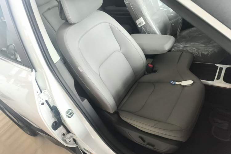 Used Kia EV5 2025 530 Air Right Front Seat