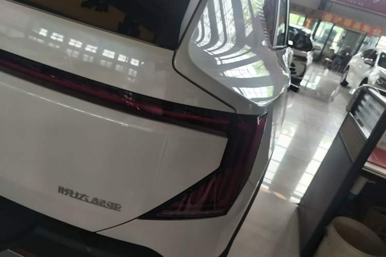 Used Kia EV5 2025 530 Air Right Rear Taillight