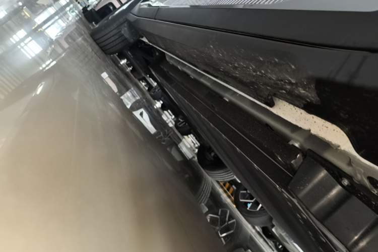 Used Kia EV5 2025 530 Air Right Side Sill