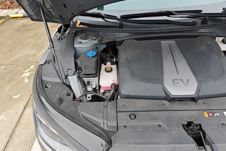 Used Kia EV6 2023 GT-Line EAWD Engine Bay Right
