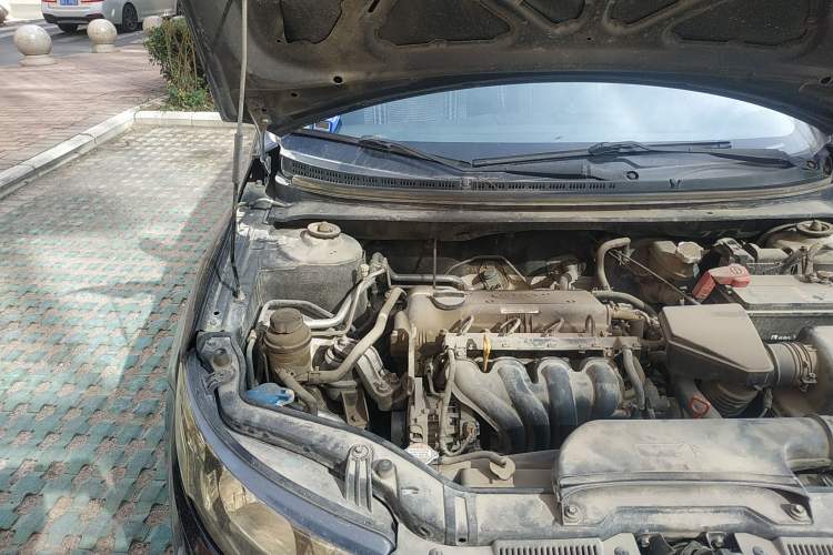 Used Kia Forte 2009 1.6L AT GL Engine Bay Right