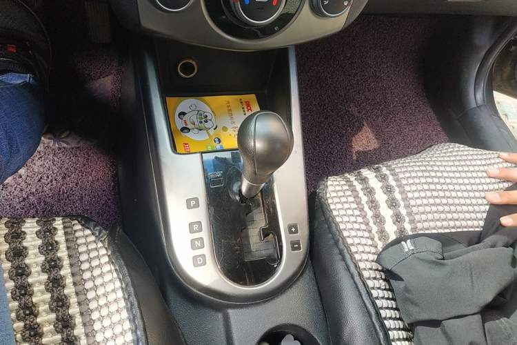 Used Kia Forte 2009 1.6L AT GL Gear Lever