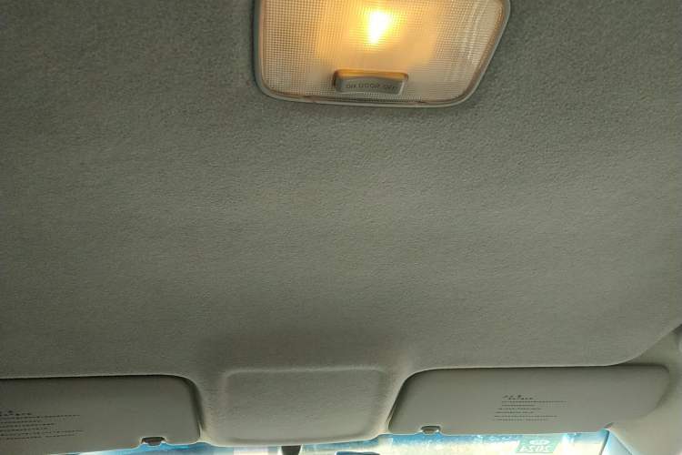 Used Kia Forte 2009 1.6L AT GL Headliner