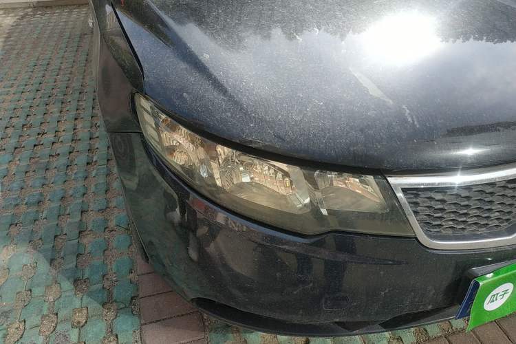 Used Kia Forte 2009 1.6L AT GL Right Front Headlight