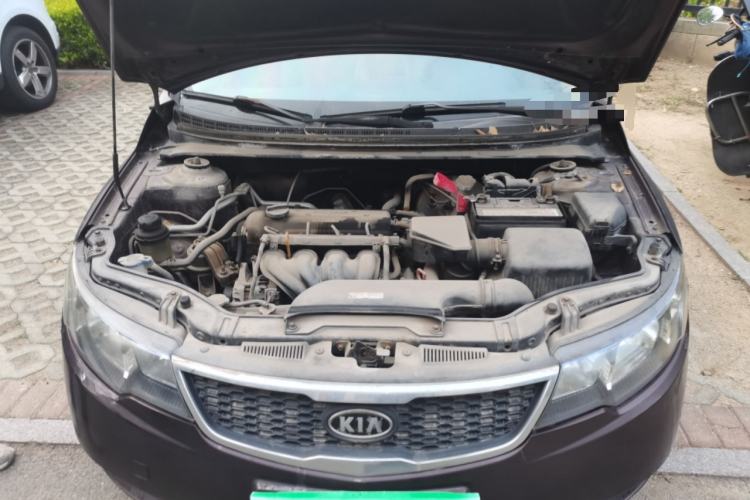 Used Kia Forte 2009 1.6L AT Premium Engine Bay