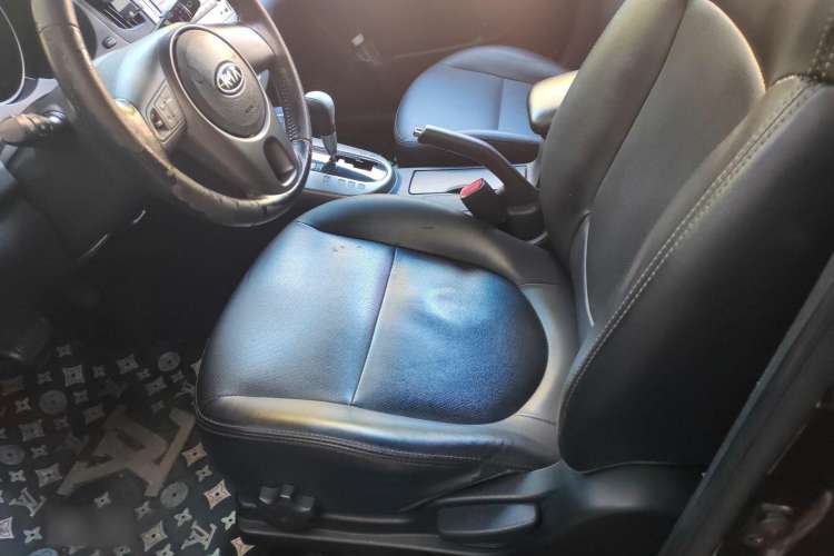 Used Kia Forte 2009 1.6L AT Premium Left Front Seat