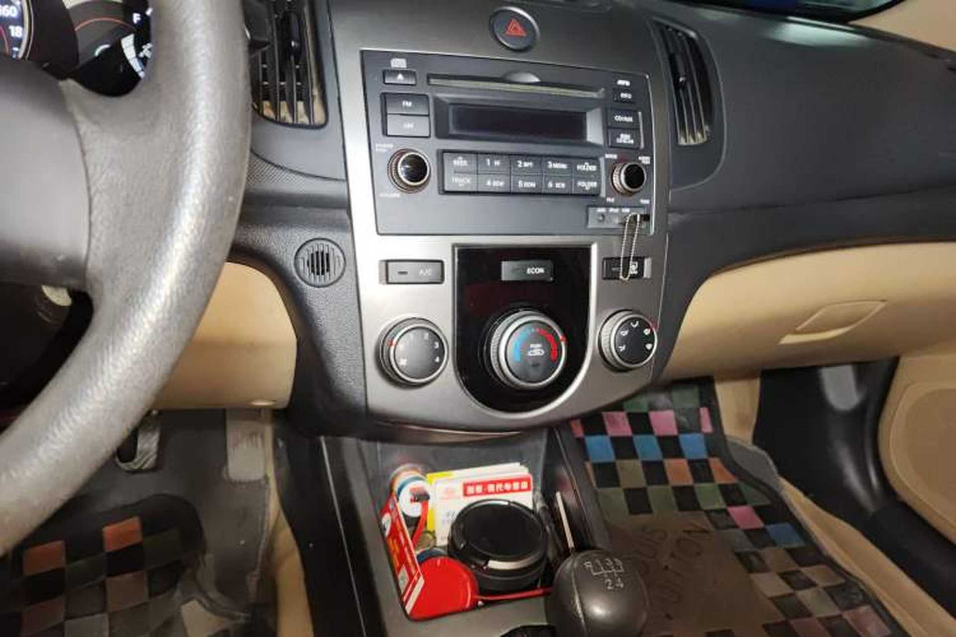 Used Kia Forte 2009 1.6L MT GL Audio And AC Panel