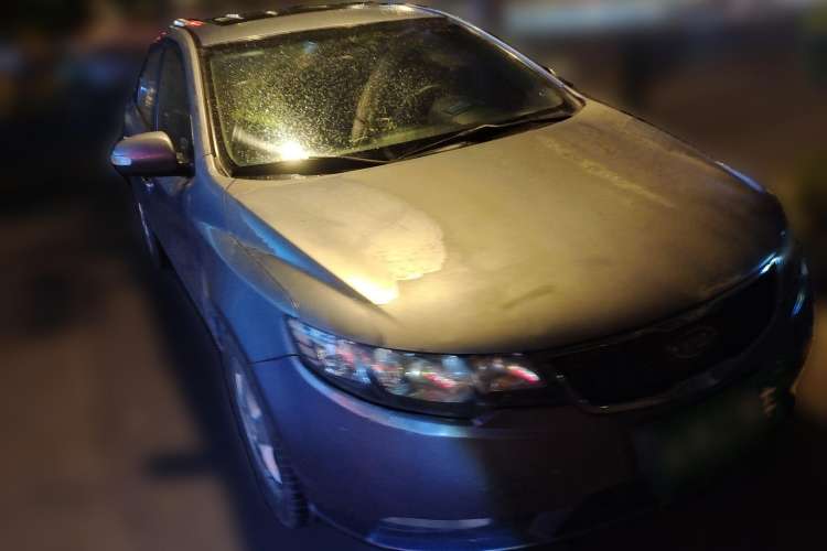 Used Kia Forte 2009 1.6L AT Premium Front Right 45 Deg