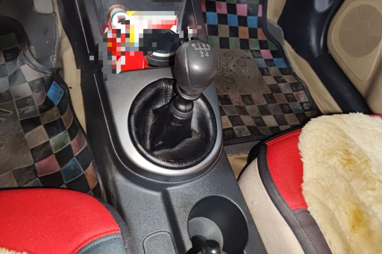 Used Kia Forte 2009 1.6L MT GL Gear Lever
