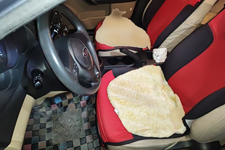 Used Kia Forte 2009 1.6L MT GL Left Front Seat