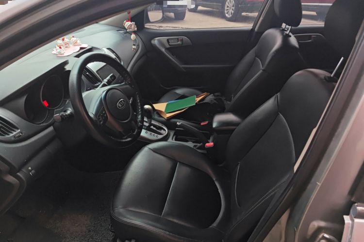 Used Kia Forte 2009 1.6L AT Premium Left Front Seat