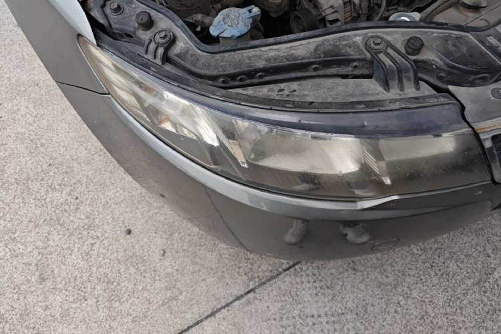 Used Kia Forte 2009 1.6L AT Premium Right Front Headlight