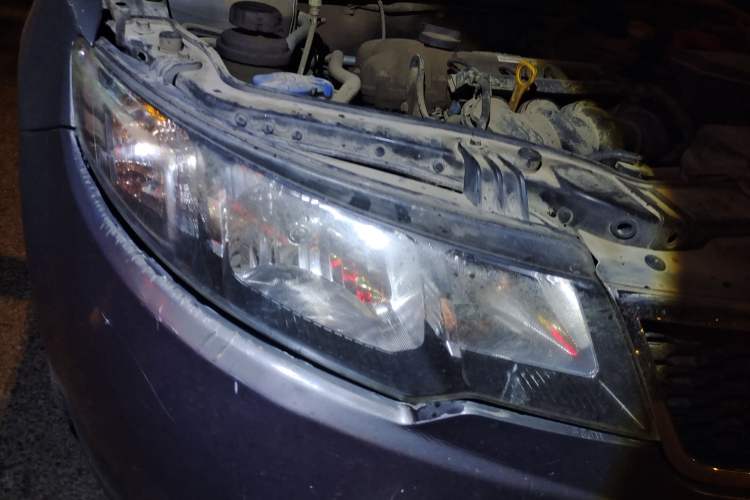 Used Kia Forte 2009 1.6L AT Premium Right Front Headlight