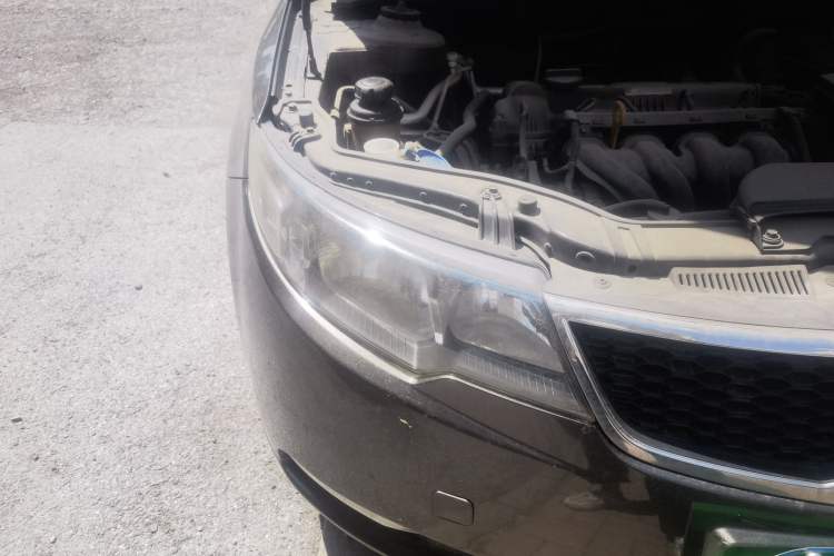 Used Kia Forte 2009 1.6L MT GL Right Front Headlight