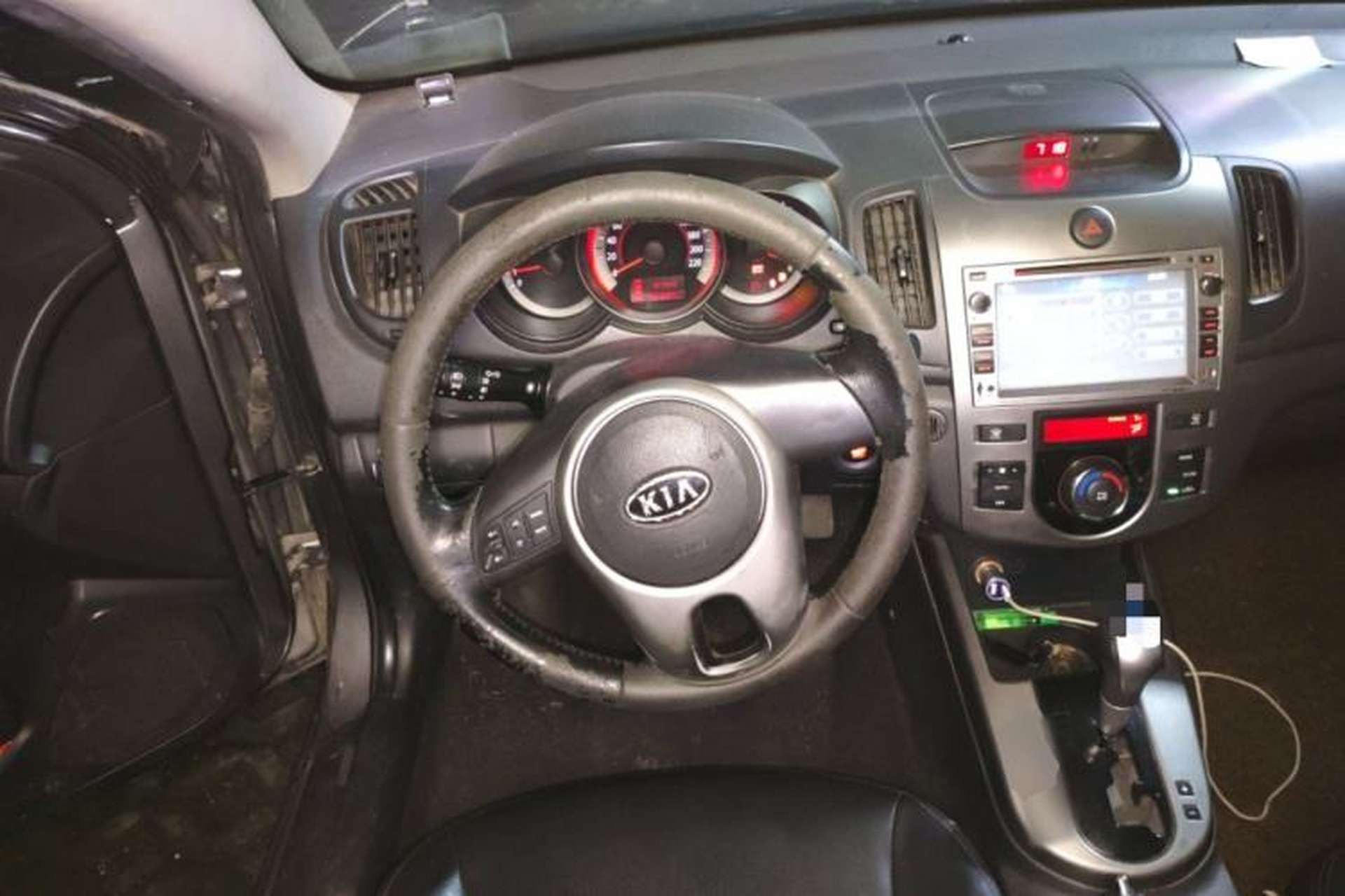 Used Kia Forte 2009 1.6L AT GL Steering Wheel