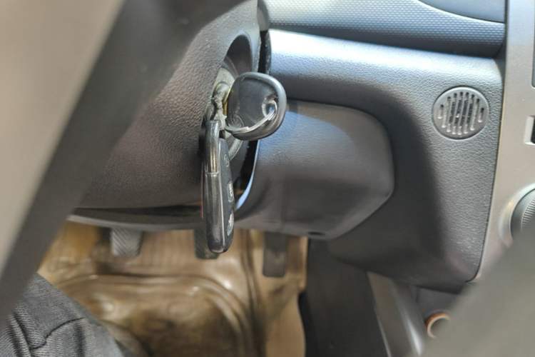 Used Kia Forte 2009 1.6L MT GL Vehicle Key